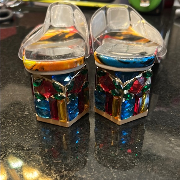 Vibrant Red and Pink Mules with Chunky Heel - Picture 3 of 6